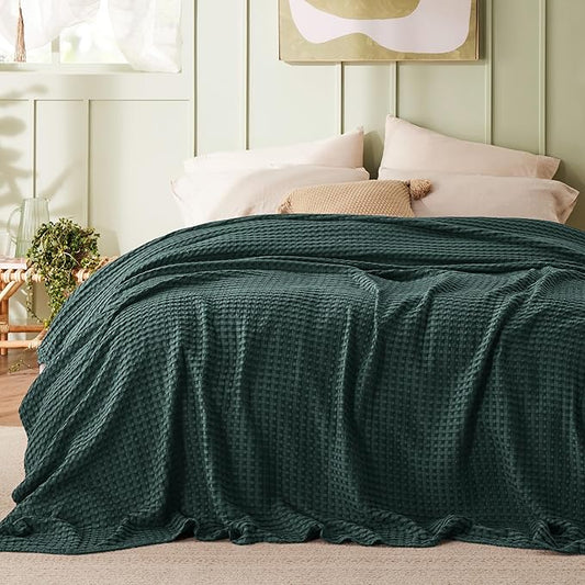 Bedsure Cooling Cotton Waffle Queen Size Blanket - Lightweight Breathable Blanket of Rayon Derived from Bamboo for Hot Sleepers, Luxury Throws for Bed, Couch and Sofa, Dark Green, 90x90 Inches
