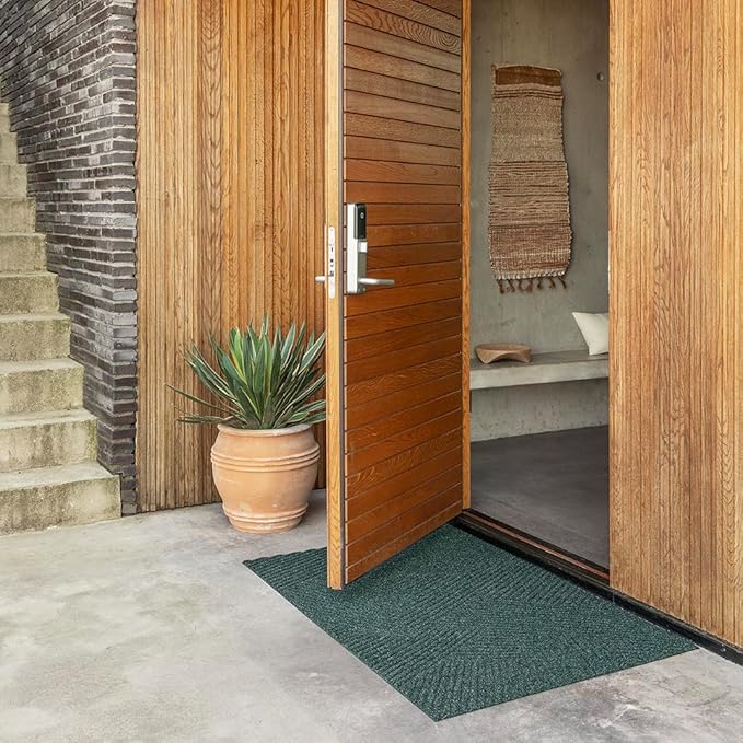 Strå Front Door mat, Indoor Outdoor Rug Waterproof, Scandinavian Home Decor, Fall Doormat, 2x3 Washable Rug - Green