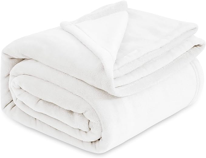 Bedsure GentleSoft Fleece Blankets Queen Size White - Bed Blanket Soft Lightweight Plush Fuzzy Cozy Luxury Microfiber, 90x90 inches