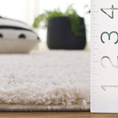 SAFAVIEH Arizona Shag Collection 6'7" Round Ivory/Beige ASG741A Moroccan Non-Shedding Living Room Bedroom Dining Room Entryway Plush 1.6-inch Thick Area Rug