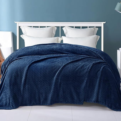 Exclusivo Mezcla Fleece King Size Blanket for Bed, 90x104 Inches Soft Cozy Jacquard Flannel Blankets, Lightweight Fuzzy Plush Warm for Winter, Navy Blue