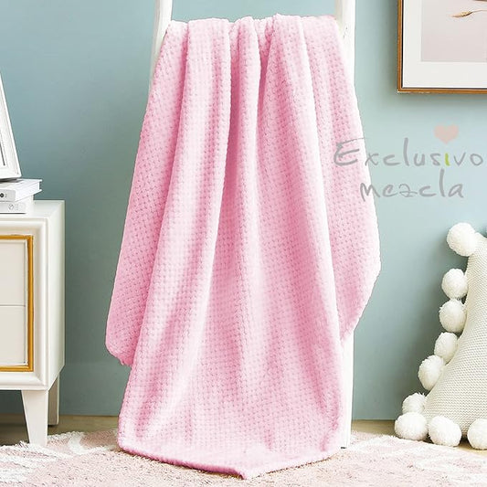 Exclusivo Mezcla Fleece Throw Blanket, Super Soft and Warm Blankets for Couch, Sofa and Bed Waffle Textured, Cozy, Fuzzy and Lightweight (Light Pink, 40x50 Inches)