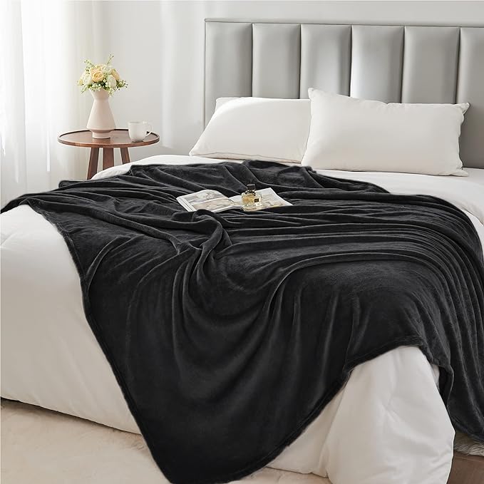 BEDELITE Fleece Blanket Black Throw Blankets for Couch & Bed, Luxury Plush Cozy Fuzzy Blanket 50x60 inches, Super Soft Warm Lightweight Throw Blanket for Travel Camping