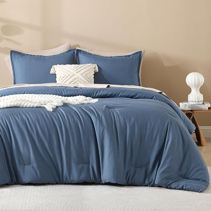 Litanika Haze Blue Twin/Twin XL Comforter Set, 2 Pieces Lightweight Solid Bedding Set, All Season Fluffy Bed Set (66x90In Comforter & 1 Pillowcase)
