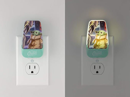 STAR WARS LED Night Light, Baby Yoda, Plug-in, Dusk to Dawn Sensor, The Mandalorian, Grogu, UL-Certified, Cute Nightlight for Kids, Bedroom, Bathroom, Hallway, Game Room, Gifts, 53364