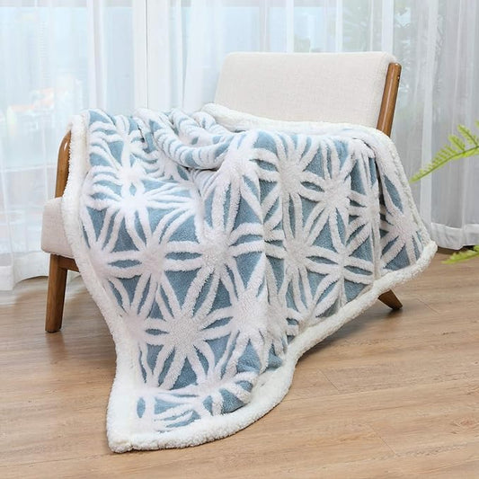 LOMAO Sherpa Fleece Blanket Fuzzy Soft Bed Blanket Dual Sided Throw Blanket fit Couch Sofa (Light Blue,51x63 inch)