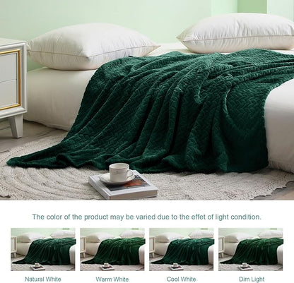 Exclusivo Mezcla Fleece Twin Size Blanket for Bed, 90x66 Inches Soft Cozy Jacquard Flannel Blankets, Lightweight Fuzzy Plush Warm for Winter, Forest Green