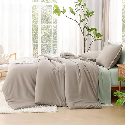 Litanika Oatmeal Comforter Queen Size, 3 Pieces Lightweight Solid Bedding Comforter Set, All Season Fluffy Bed Set (90x90In Comforter & 2 Pillowcases)