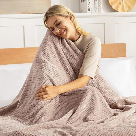 Exclusivo Mezcla Fleece Bed Blanket Twin Size, Super Soft and Warm Blankets for Couch, Sofa and Bed Waffle Textured, Cozy, Fuzzy and Lightweight (Camel, 90x66 Inches)