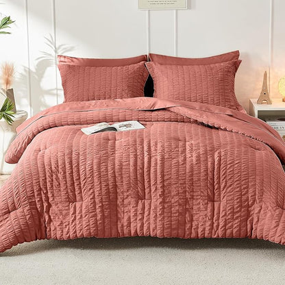 HYMOKEGE Coral Queen Comforter Set Seersucker 7 Pieces, All Season Luxury Bed in a Bag Queen for Bedroom, Bedding Set with Comforter, Sheets, Pillowcases & Shams
