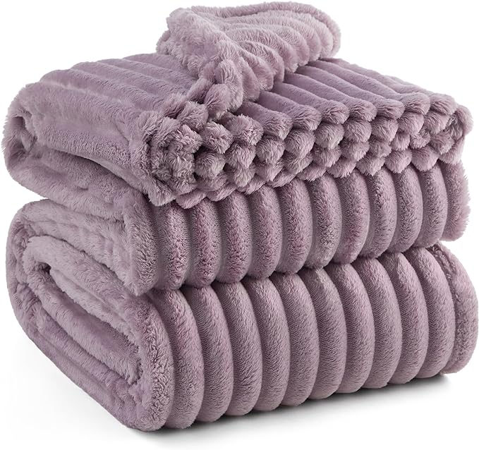 Bedsure GentleSoft Light Purple Full Blanket for Bed - Cozy Soft Blankets for Women, Cute Large Throws for Girls, 84x90 Inches