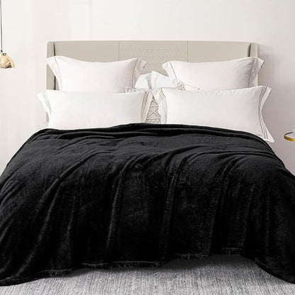Exclusivo Mezcla Plush Fuzzy Fleece Bed Blanket King Size, Super Soft, Fluffy and Warm Blankets, Suitable for All Seasons (Black, 90x104 Inches)