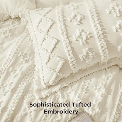 Bedsure Tufted Boho Comforter Set Oversized Queen - Ivory Boho Bed Set, GentleSoft™ 3 Pieces Farmhouse Shabby Chic Embroidery Bedding, Gifts for Woman, Soft Jacquard Comforter for All Seasons