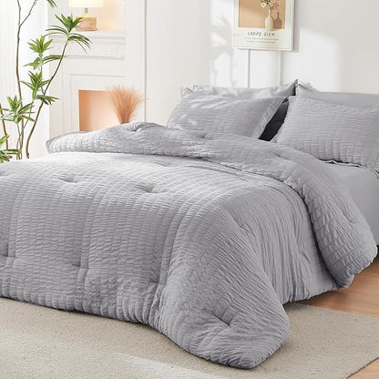 HYMOKEGE Light Grey Queen Comforter Set Seersucker 7 Pieces, All Season Luxury Bed in a Bag for Bedroom, Bedding Set with Comforters, Sheets, Pillowcases & Shams