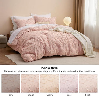 Bedsure Queen Comforter Set - Coral Pink Comforter, Boho Tufted Shabby Chic Bedding for Kids, 3 Pieces Vintage Farmhouse Bed Set for All Seasons, Fluffy Soft Bedding with 2 Pillow Shams