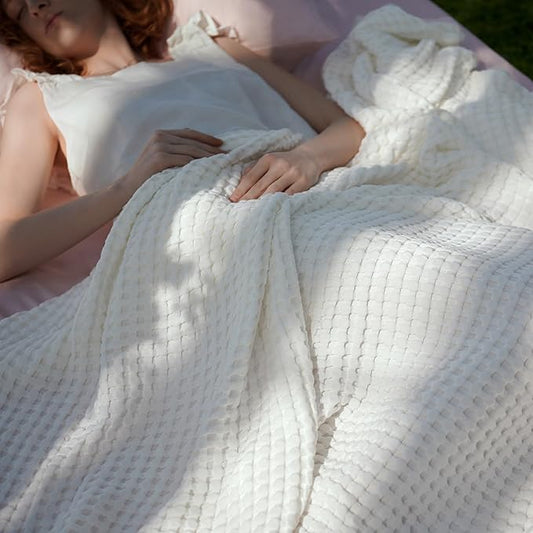 Bedsure Cooling Cotton Waffle Full Size Blanket - Lightweight Breathable Blanket of Rayon Derived from Bamboo for Hot Sleepers, Luxury Throws for Bed, Couch and Sofa, Ivory, 80x90 Inches