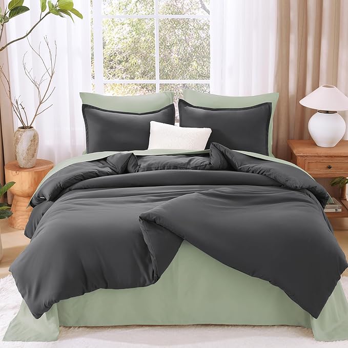 Litanika Comforter Set Dark Grey Oversized King Size, 3 Pieces Lightweight Solid Bedding Comforter Set, All Season Fluffy Bed Set (120x98In Comforter & 2 Pillowcases)