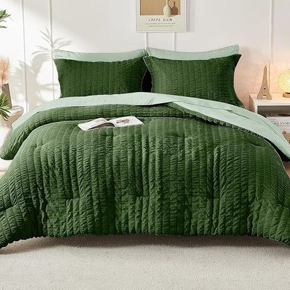 HYMOKEGE Dark Green/Sage Green Queen Comforter Set Seersucker 7 Pieces, All Season Luxury Bed in a Bag Queen for Bedroom, Bedding Set with Comforter, Sheets, Pillowcases & Shams