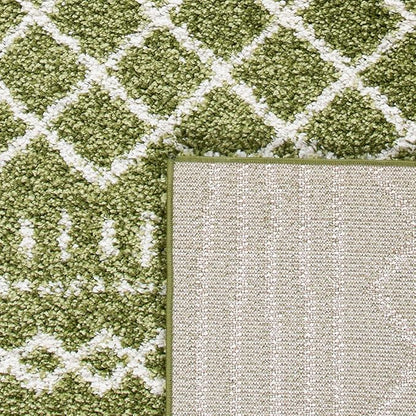 SAFAVIEH Arizona Shag Collection Accent Rug - 3'2" x 5', Green & Ivory, Moroccan Design, Non-Shedding & Easy Care, 1.6-inch Thick Ideal for High Traffic Areas in Foyer, Living Room, Bedroom (ASG741X)