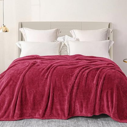 Exclusivo Mezcla Plush Fuzzy Fleece Bed Blanket Queen Size, Super Soft, Fluffy and Warm Blankets Suitable for All Seasons (Deep Red, 90x90 Inches)