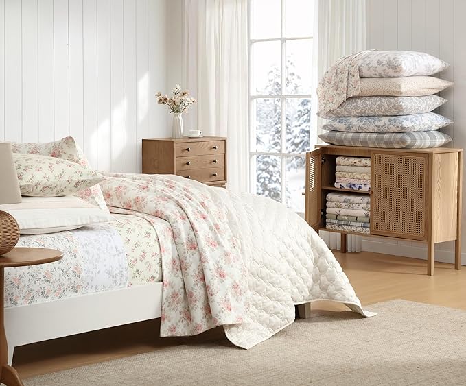 Laura Ashley - Flannel Sheets Full Size, Anti-Pilling & Wrinkle Resistant Cotton, Touchably Soft for All-Season Comfort - Bed Sheets with Matching Pillowcases & Fitted Sheet (Crestwood Pastel Grey)