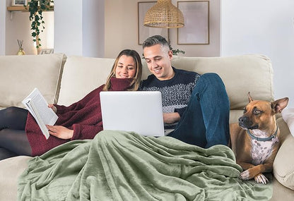 Utopia Bedding Fleece Blanket King Size Sage Green 300GSM Luxury Fuzzy Soft Anti-Static Microfiber Bed Blanket (90x102 Inch)