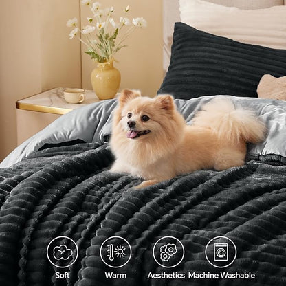 BEDELITE Fleece Oversized Queen Comforter Set -Super Soft & Warm Fluffy Black Bedding, Luxury Fuzzy Heavy Bed Set for Winter with 2 Pillow Cases