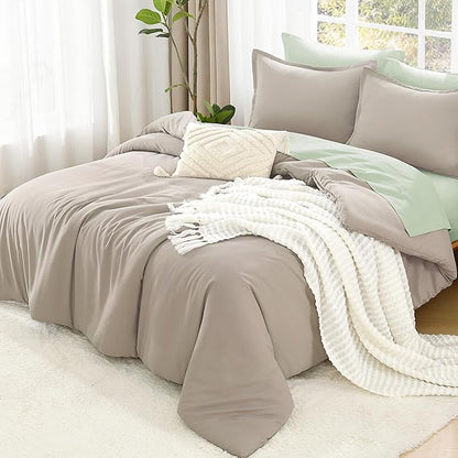 Litanika Comforters Oatmeal Oversized Queen Size, 3 Pieces Lightweight Solid Bedding Comforter Set, All Season Fluffy Bed Set (98x98In Comforter & 2 Pillowcases)