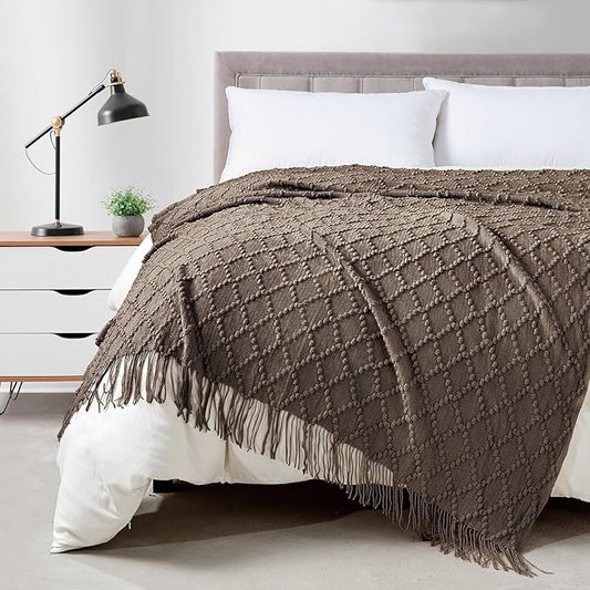 BOURINA Brown Throw Blanket 50 x70 Inches Jacquard Argyle Throw Textured Solid Soft Throws and Blankets for Sofa or Bed Knitted Decorative Blanket