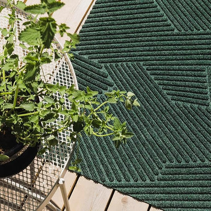 Strå Front Door mat, Indoor Outdoor Rug Waterproof, Scandinavian Home Decor, Fall Doormat, 2x3 Washable Rug - Green