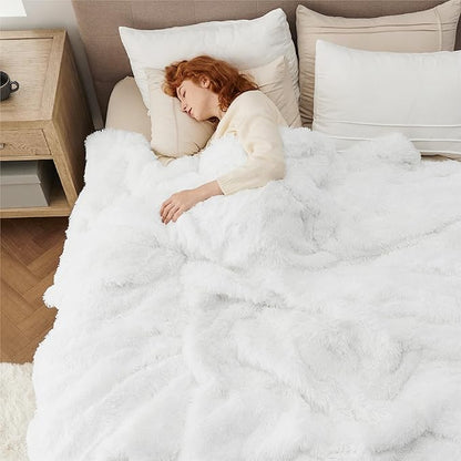 Bedsure GentleSoft Fluffy White Blankets Queen Size for Bed, Thick Sherpa Faux Fur Fleece Fuzzy Plush Winter Warm Heavy Soft Queen Blankets, Bedroom Decor White Gifts Cozy Gifts for Women Men, 90x90