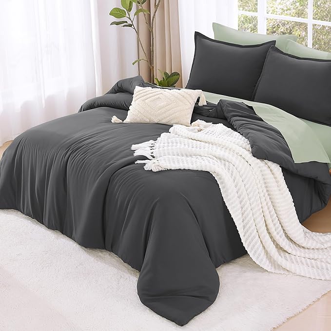 Litanika Comforter Set Dark Grey Oversized King Size, 3 Pieces Lightweight Solid Bedding Comforter Set, All Season Fluffy Bed Set (120x98In Comforter & 2 Pillowcases)