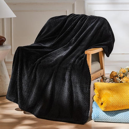 NEWCOSPLAY Super Soft Twin Blanket Black Premium Silky Flannel Fleece Leaves Pattern Lightweight Bed Blanket All Season Use (Black, Twin(60"x80"))