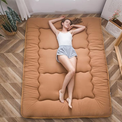 Japanese Shiki Futon Mattress Floor Mattress Thicken Tatami Mat Sleeping Pad Roll Up Mattress Floor Lounger Bed Folding Couch Bed Mattress Pad for Guest Room, Light Brown, King