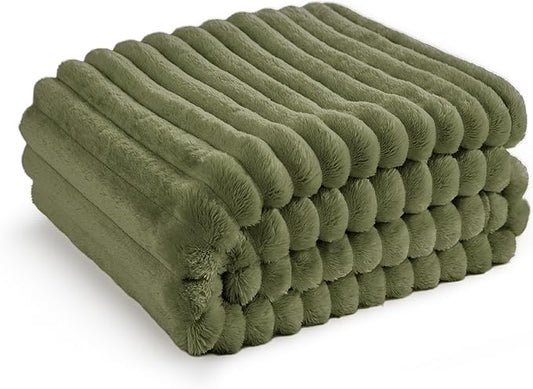 Bedsure GentleSoft Cypress Fleece Twin Blanket for Couch - Cozy Soft Blankets for Women, Cute Small Throws for Girls, 60x80 Inches