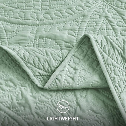 Love's cabin Twin Quilt Set Sage Bedspreads - Soft Bed Summer Lightweight Bedspread Comforter - Modern Style Coin Pattern Coverlet for All Season - 2 Pieces (1 Quilt, 1 Pillow Sham)