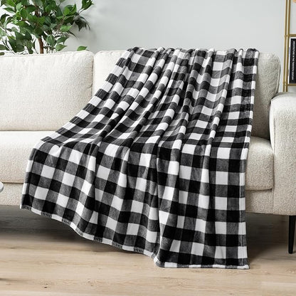 PAVILIA Black and White Buffalo Plaid Fleece Throw Blanket for Couch, Soft Checkered Flannel Blanket for Sofa, Plaid Christmas Couch Throw Bed, Warm Cozy Decorative Blanket Fall Decor Gift, 50x60
