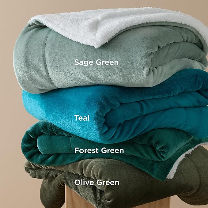 Bedsure GentleSoft Sherpa Fleece Throw Blanket for Couch - Thick and Warm Throw for Women and Men, Soft Fuzzy Plush Christmas Blanket for Winter, Forest Green, 50x60 Inches