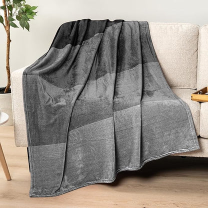 PAVILIA Black Ombre Fleece Throw Blanket for Couch, Soft Flannel Blanket for Sofa Bed Room, Plush Lightweight Dark Gray Black Gradient Blanket, Cozy Microfiber Decorative Gift Throw, 50x60