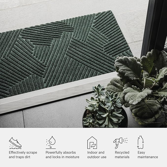Strå Front Door mat, Indoor Outdoor Rug Waterproof, Scandinavian Home Decor, Fall Doormat, 2x3 Washable Rug - Green