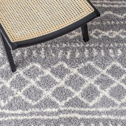 SAFAVIEH Arizona Shag Collection Area Rug - 5'1" Square, Grey & Ivory, Moroccan Design, Non-Shedding & Easy Care, 1.6-inch Thick Ideal for High Traffic Areas in Living Room, Bedroom (ASG741G)